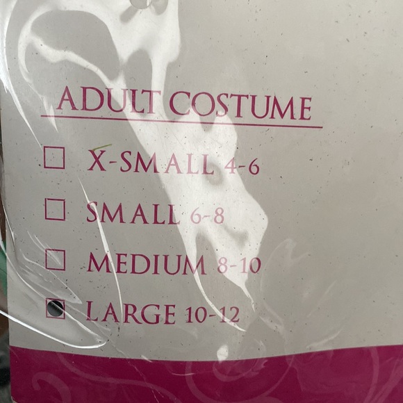 Evergreen Enchantress Costume - Picture 4 of 5